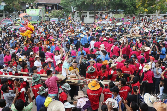 แห่นาคโหด  บ้านโนนเสลา ภูเขียว  ชัยภูมิ ...