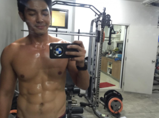 "อาร์ต พศุตม์" ถูกหวย 50 ใบ
ดักคอโซเชียลโลกสวย ทำเอาเงิบทั้งIG