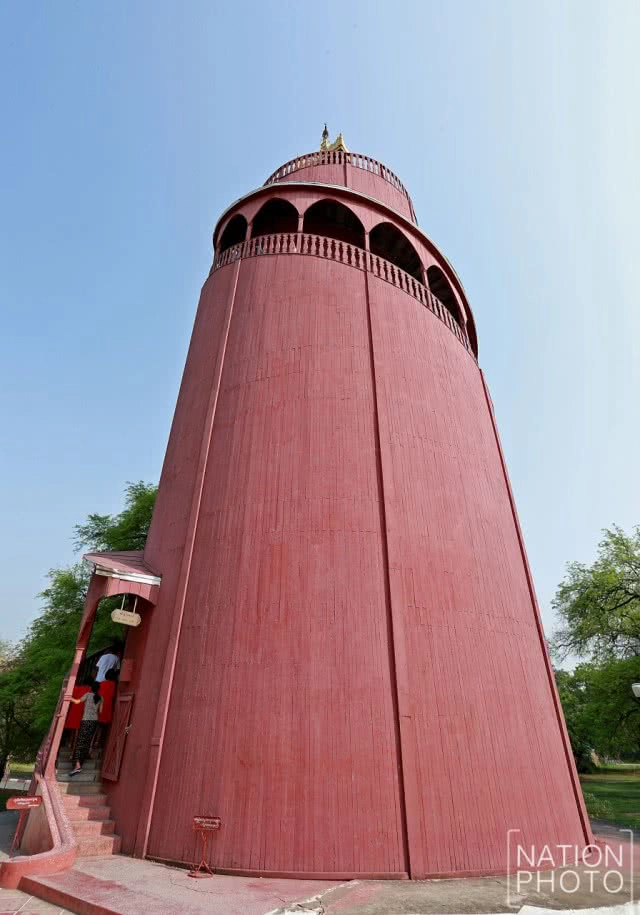 พระราชวังมัณฑะเลย์
พระราชวังแห่งสุดท้ายที่ถูกสร้างขึ้นในพม่า