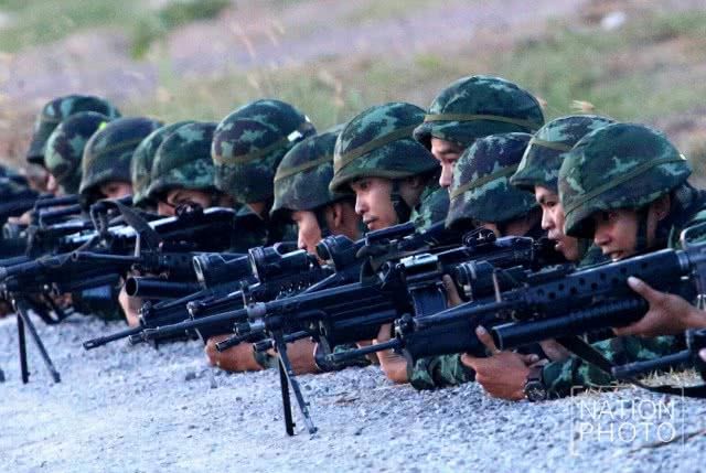 ภาพชุด การซ้อมใหญ่ "ยกพลขึ้นบก" ฝึกกองทัพเรือ ประจำปี 2560