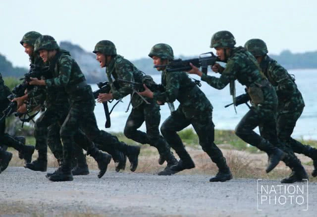 ภาพชุด การซ้อมใหญ่ "ยกพลขึ้นบก" ฝึกกองทัพเรือ ประจำปี 2560