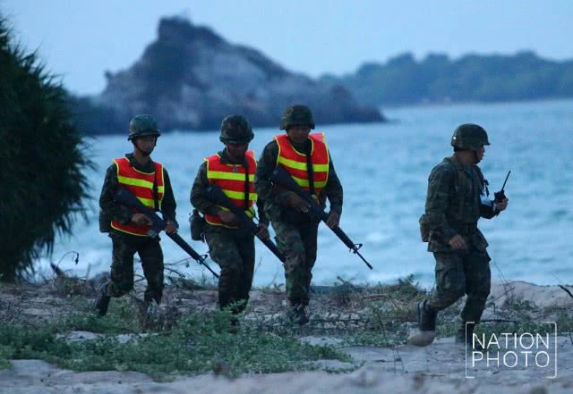 ภาพชุด การซ้อมใหญ่ "ยกพลขึ้นบก" ฝึกกองทัพเรือ ประจำปี 2560