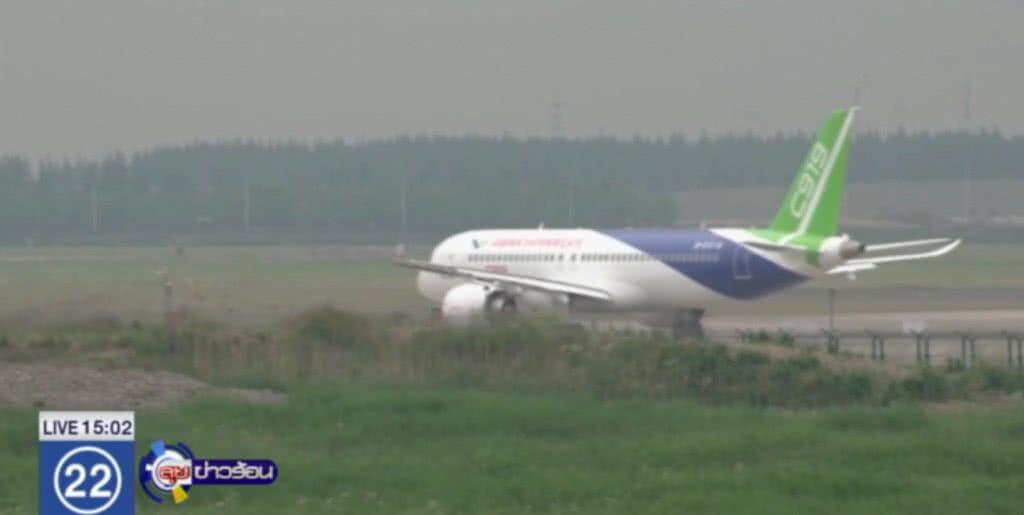 จีนบินทดสอบเครื่องบินโดยสารที่ผลิตเอง จีนบินทดสอบเครื่องบินโดยสารที่ผลิตเอง