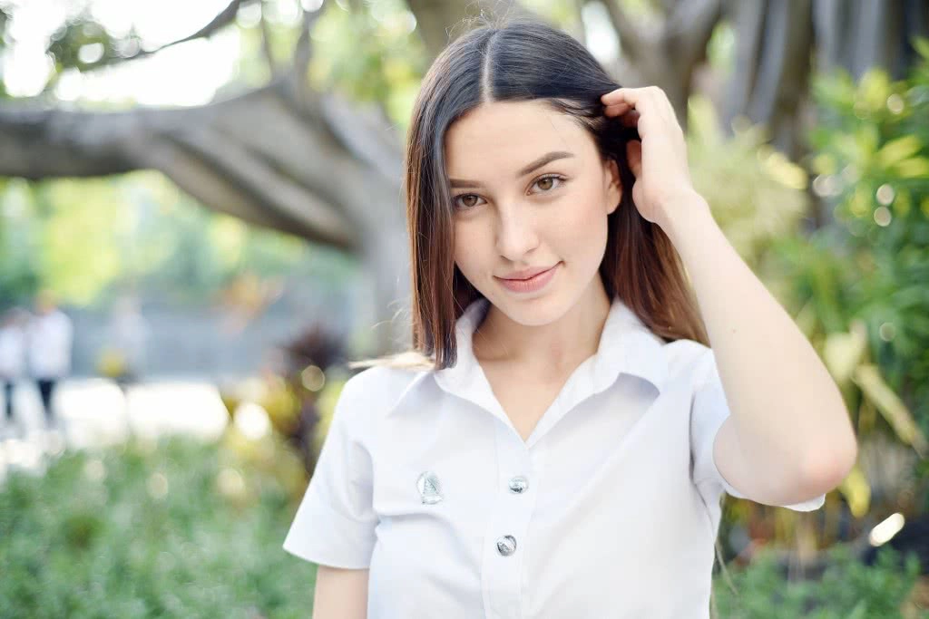 น้องเอมม่า  สาวน้อยลูกครึ่งอังกฤษมากด้วยความสามารถ มาพร้อมอารมณ์ขันและผลงานเพียบ