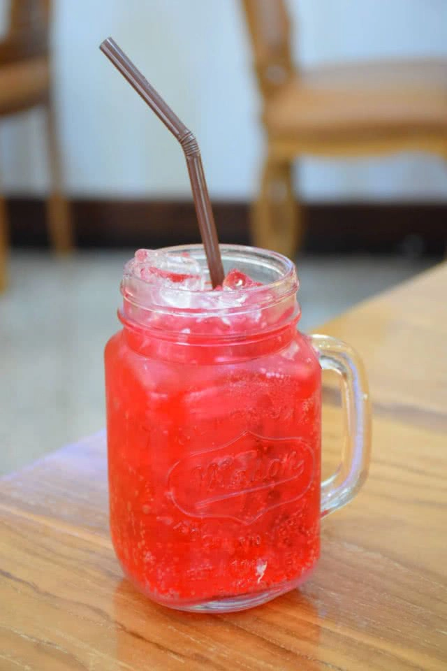 อร่อยปักหมุด  : เลือดหมูบ้านแม่ศรี ต้มเลือดหมูในตำนานแห่งเมืองพัทยา จังหวัดชลบุรี