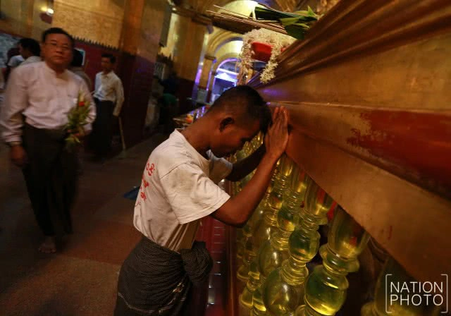 พระมหามัยมุนี พระพุทธรูปมีชีวิต