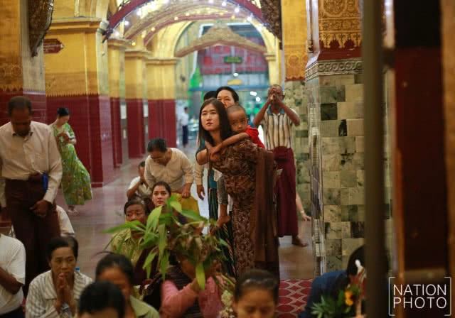 พระมหามัยมุนี พระพุทธรูปมีชีวิต