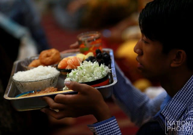 พระมหามัยมุนี พระพุทธรูปมีชีวิต
