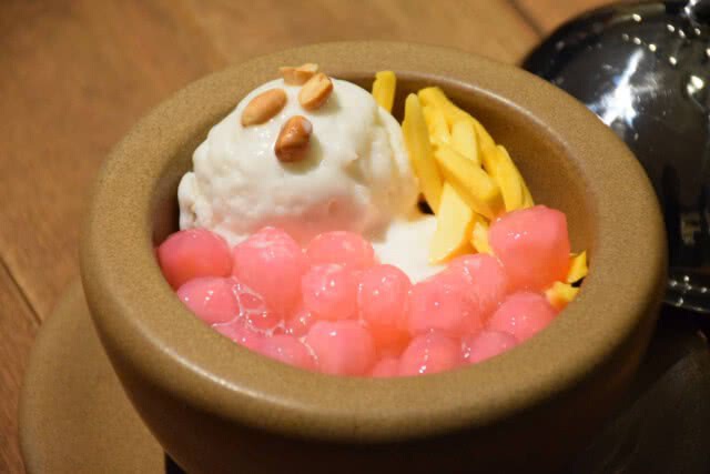 อร่อยปักหมุด : ทานอาหารไทยตำรับคุณยายรสชาติดั้งเดิมและข้าวแช่ชาววัง ที่ห้องอาหาร Siam Tea Room