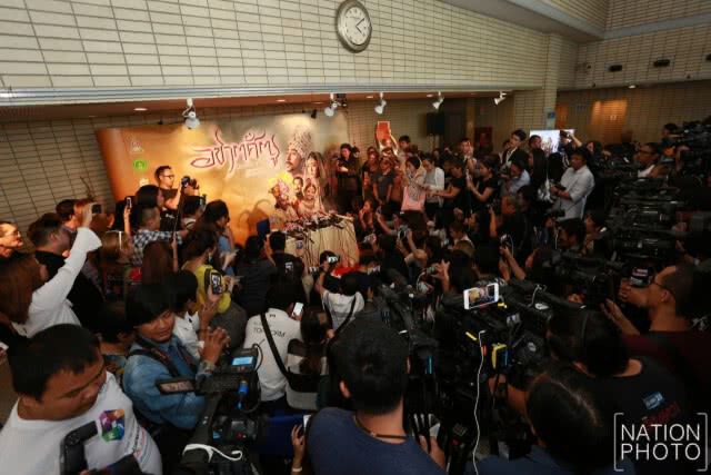 "ไชยา มิตรชัย" เปิดใจเรื่องครอบครัว
ไม่ได้ตั้งใจถ่วงเวลา แต่เป็นเพราะเรื่องงาน