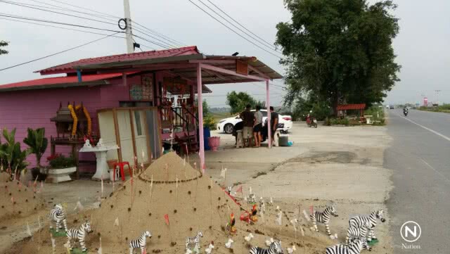 ภาสพล ขุดค้นข่าว...
อาถรรพ์? เจ้าแม่ตะเคียนทอง