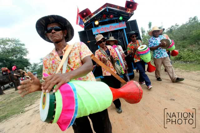 พิธีแห่นาคบนหลังช้าง พิธีเก่าแก่ของชาว จ.สุรินทร์