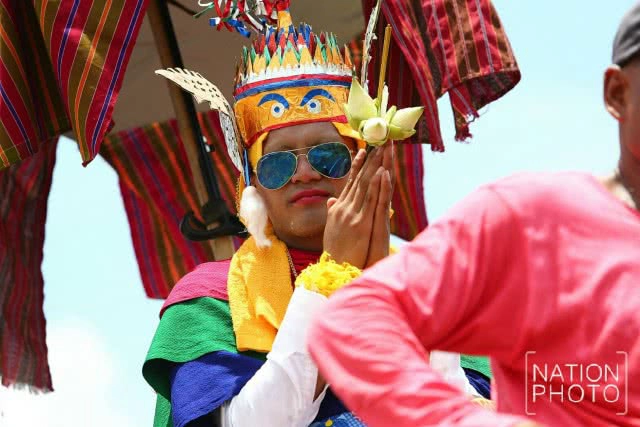 พิธีแห่นาคบนหลังช้าง พิธีเก่าแก่ของชาว จ.สุรินทร์