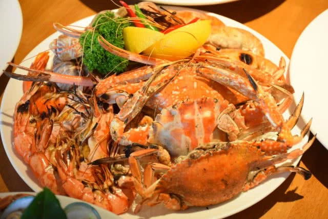 อร่อยปักหมุด : "Prawn on Fire" ถ้าคุณเป็นคนรักกุ้งเผา บุฟเฟ่ต์ทะเลเผา และ อาหารทะเลอื่นๆ