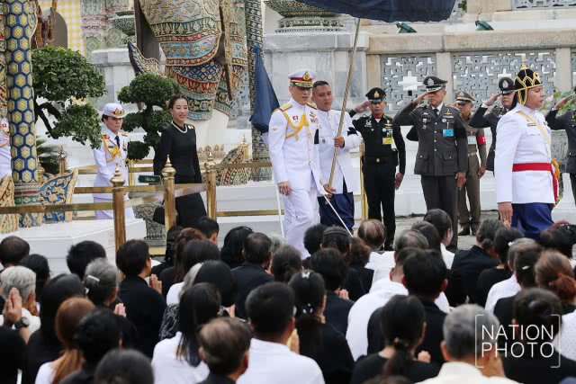 สมเด็จพระเจ้าอยู่หัว เสด็จฯในพระราชพิธีวันวิสาขบูชา