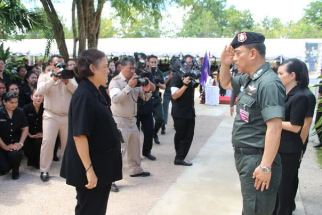 พระเทพฯ เสด็จเยี่ยม รร.ตชด.บ้านเขาสารภี จ.สระแก้ว