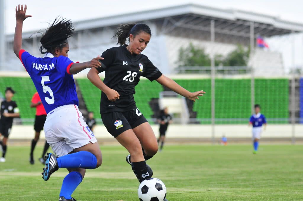ชบาแก้ว ยู15 ฟอร์มดุ! ถล่ม มาเลเซีย 7-0 ทะลุตัดเชือก ศึกชิงแชมป์อาเซียน