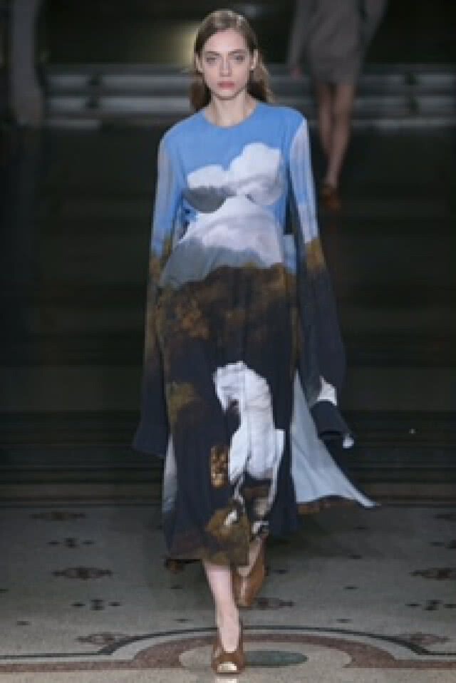 แฟชั่น ม.ม้าคึกคัก Fall 2017 ฮี่ๆๆๆ