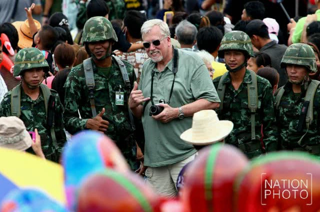 ละลานตา! งานประเพณีบุญบั้งไฟยโสธร 2560