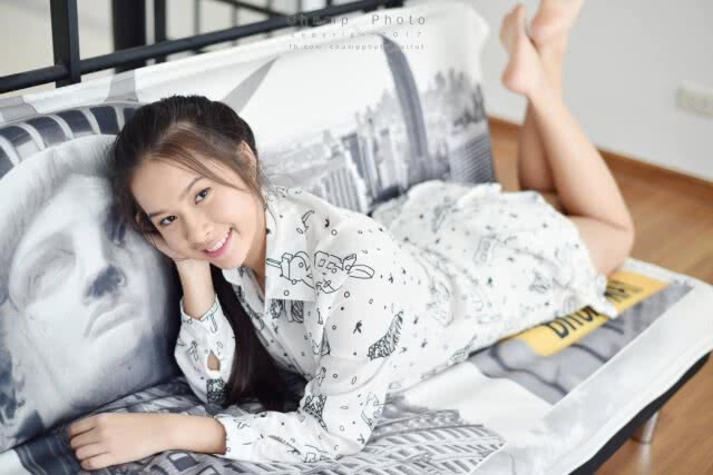 นางสาว ศิริญญา สาระเกษ น้องฟ้า น่ารัก เรียนเก่ง ใบประกาศรางวัลเพียบ