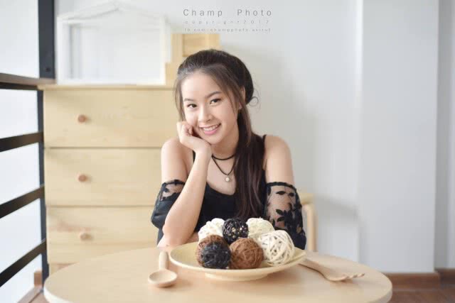 นางสาว ศิริญญา สาระเกษ น้องฟ้า น่ารัก เรียนเก่ง ใบประกาศรางวัลเพียบ