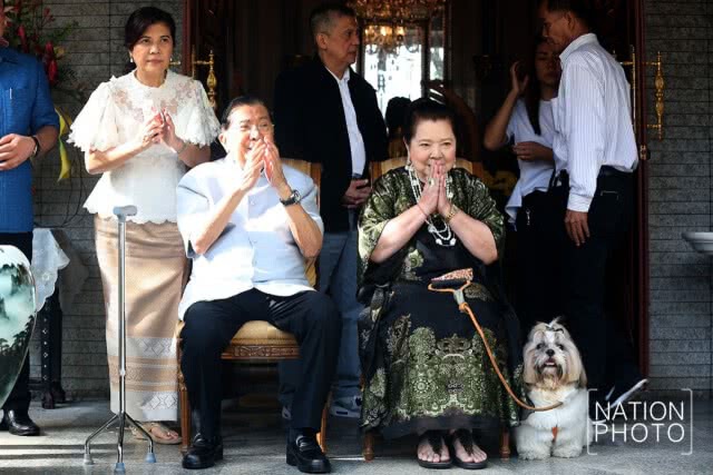 บิ๊กจิ๋ว เปิดบ้านให้สื่อร่วมอวยพรวันเกิดครบรอบ 85 ปี