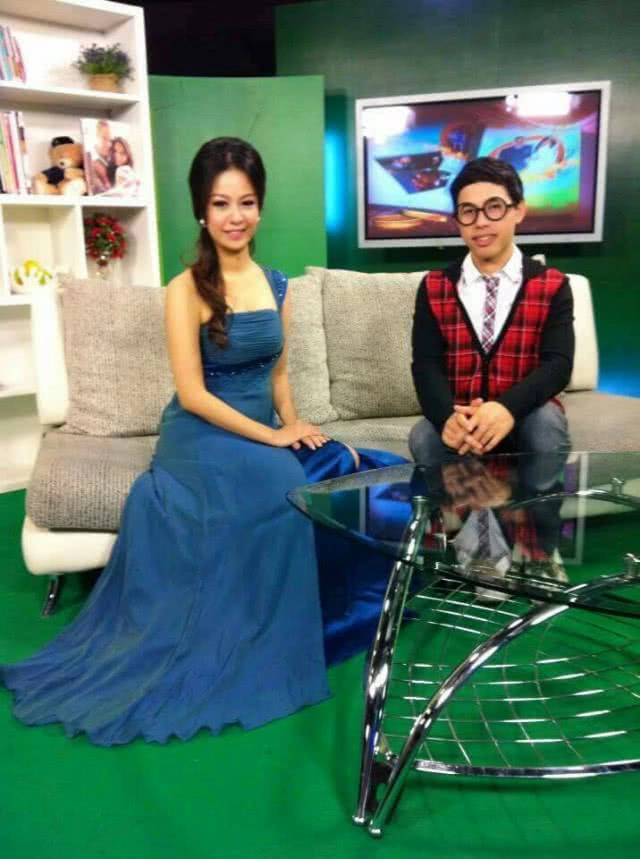 เปิดตัวเต็ง ขุ่นแม่สายสตรอง!!
"กุ๊กไก่" มานิสา ซิว "มิสซิสยูนิเวิร์สฯ"