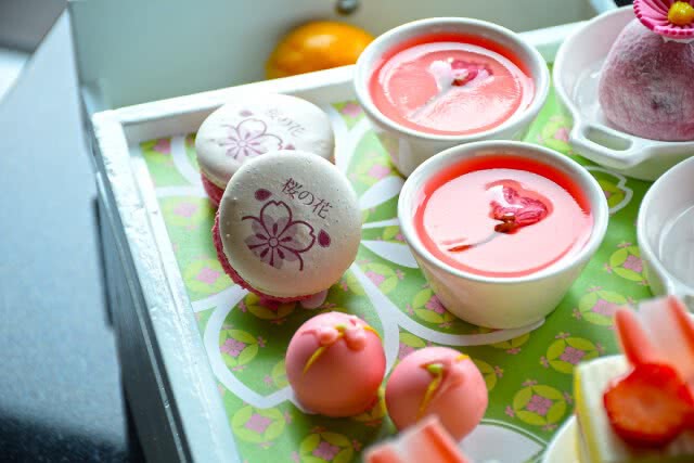 อร่อยปักหมุด : ชุดชายามบ่าย Sakura Blossom @ The Okura Prestige Bangkok ชั้น 24