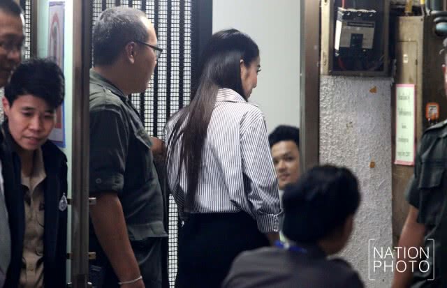 นำตัว "แพท ณปภา" ยื่นคำร้องฝากขังต่อศาลอาญา