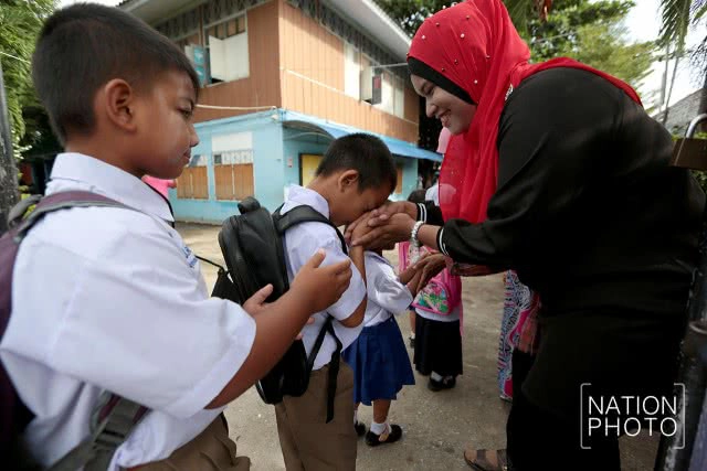 ไม่เอาไม่ไป... เปิดเทอมวันแรกชายแดนใต้