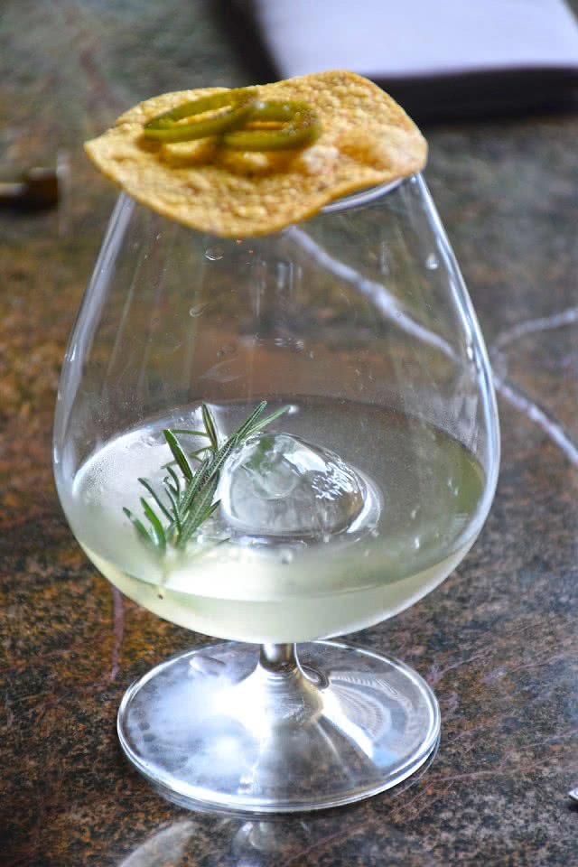 อร่อยปักหมุด : เดอะเฮ้าส์ออนสาทร ไม่ได้มีดีแค่อาหารกับรางวัล 50 ร้านอาหารที่ดีที่สุดของปีนี้