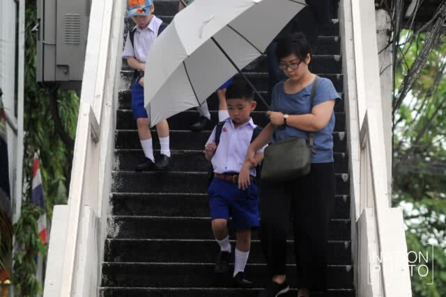สภาพการจราจร วันเปิดเทอมพร้อมกันทุกโรงเรียน