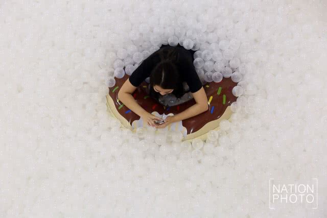 ครั้งแรกในเอเชีย! The Beach by Snarkitecture ร่วมแหวกว่ายทะเลบอลพลาสติกกว่า 2.5 แสนลูก
