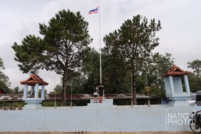 โรงเรียนของเราน่าอยู่... เด็กชาวเขา เผ่าอาข่า