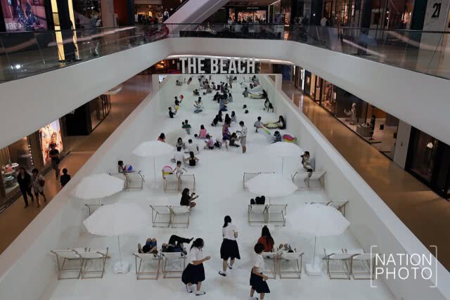 ครั้งแรกในเอเชีย! The Beach by Snarkitecture ร่วมแหวกว่ายทะเลบอลพลาสติกกว่า 2.5 แสนลูก