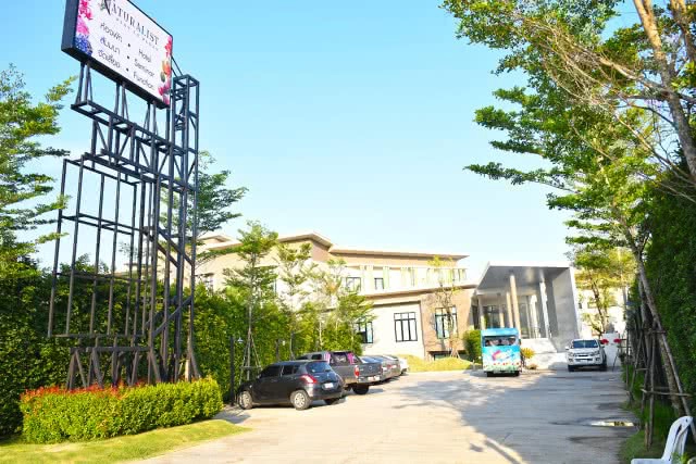 Chic-in : เพลาเพลิน บูทีก รีสอร์ท แอดเวนเจอร์แค้มป์ สวนดอกไม้ และอีกมากมาย ณ บุรีรัมย์