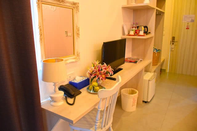 Chic-in : เพลาเพลิน บูทีก รีสอร์ท แอดเวนเจอร์แค้มป์ สวนดอกไม้ และอีกมากมาย ณ บุรีรัมย์