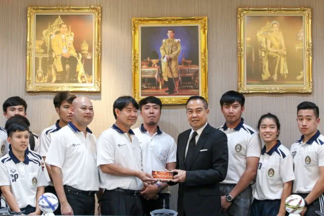 ส.บอลฯ จัดบัตรชมบอลโลก "ไทย-ยูเออี" โซน S 720 ให้นักเรียน-นักศึกษา