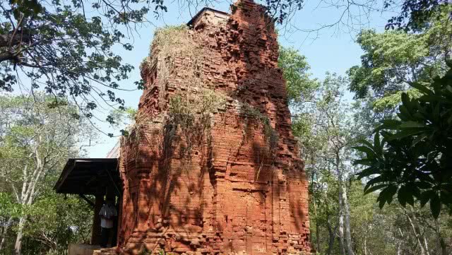ชาวบ้านเร่งทวงคืนทับหลังฯ ปราสาทเขาโล้น ตาพระยา หลังพบที่สหรัฐฯ