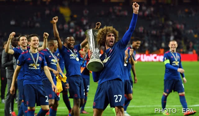 ภาพชุดจัดเต็ม! แมนฯ ยูไนเต็ด
ฉลองแชมป์ยูโรป้า ลีก