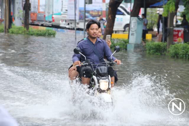 บก.จร.รายงาน พื้นที่ที่มีปัญหาน้ำรอระบายทั่วกรุงเทพ