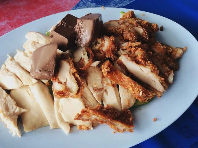 5 ร้านข้าวมันไก่ "อร่อยลืมอ้วน"