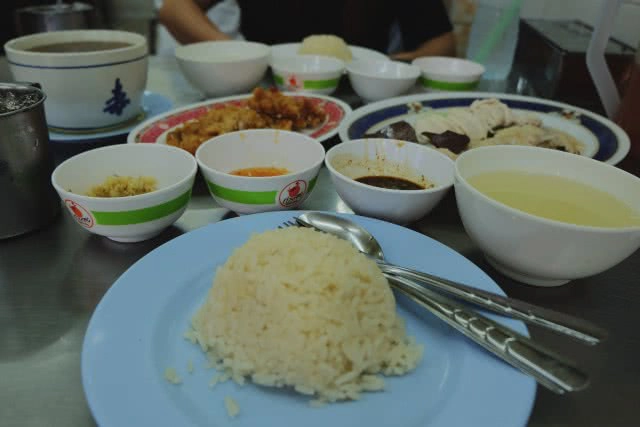 5 ร้านข้าวมันไก่ "อร่อยลืมอ้วน"