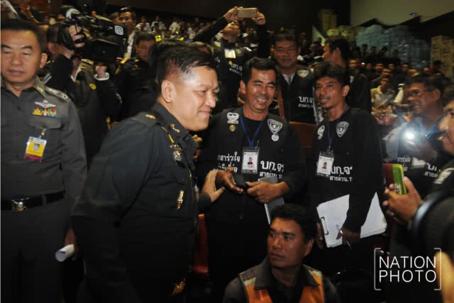 กอร.รส. จัดอบรมอาสาสมัครแจ้งเหตุรักษาความปลอดภัยบริเวณโดยรอบพระบรมมหาราชวัง