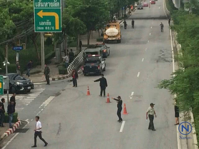 พบวัตถุต้องสงสัย หน้าเซ็นทรัล พระราม 2 
อีโอดี.ตรวจสอบพบเป็นกล่องเปล่า