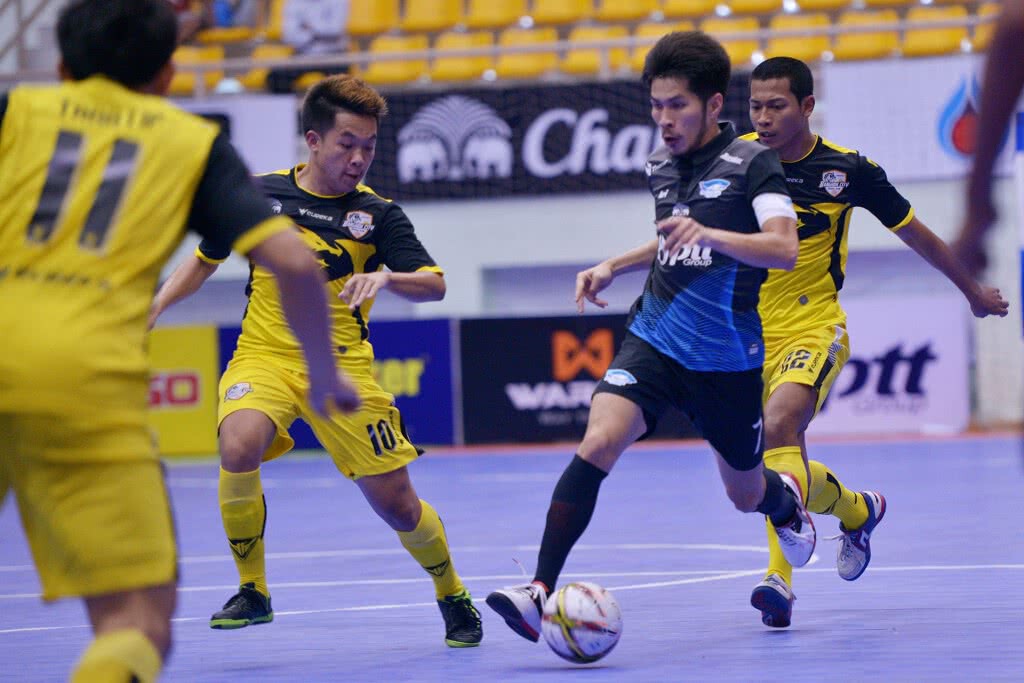 บลูเวฟ ฟอร์มแกร่ง! อัดบางกอกซิตี้ 5-3 รั้งรองจ่าฝูงฟุตซอลลีก