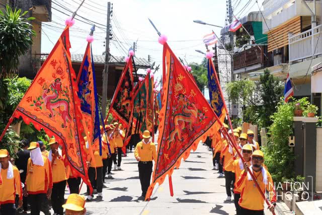 งานประเพณีแห่เจ้าพ่อหลักเมืองสมุทรสาคร