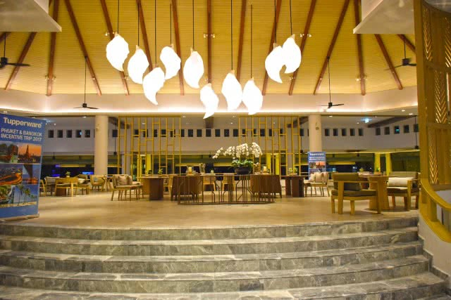 Chic-in : โรงแรม แมริออท รีสอร์ท ภูเก็ต เมอรีน บีช เสน่ห์แห่งท้องทะเลเกาะภูเก็ต