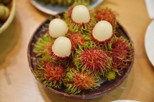 โรงแรมใบหยกสกายเอาใจคนรักทุเรียนด้วยบุฟเฟ่ต์ผลไม้ทานได้ไม่อั้น