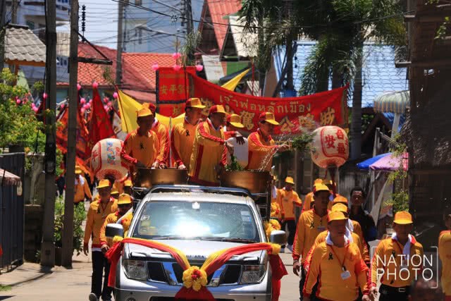 งานประเพณีแห่เจ้าพ่อหลักเมืองสมุทรสาคร